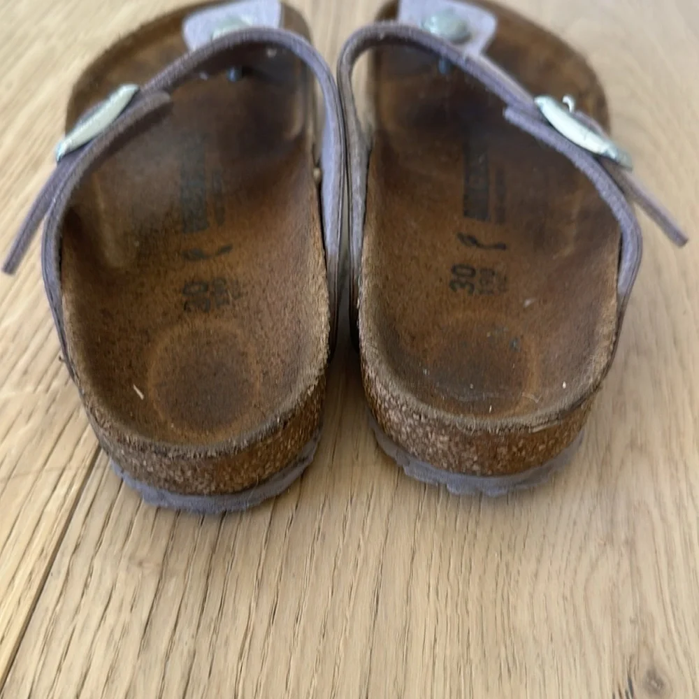 BIRKENSTOCK Gizeh Kids sandal Birko-Flor girls lavender shimmer size 30 c12
